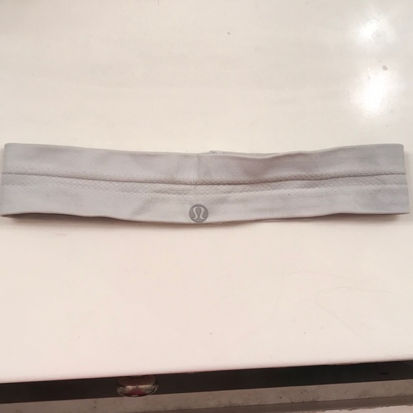 White lululemon headband - Picture 1 of 1